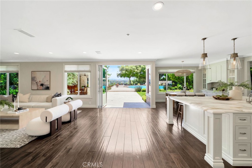 MLS #OC25133780 image #16