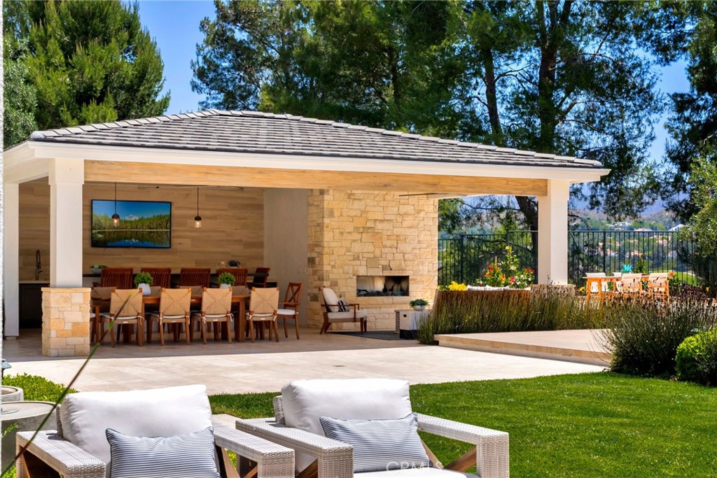 MLS #OC25133780 image #32