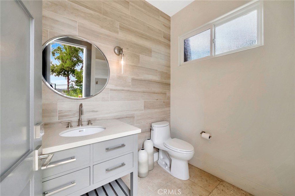 MLS #OC25133780 image #45