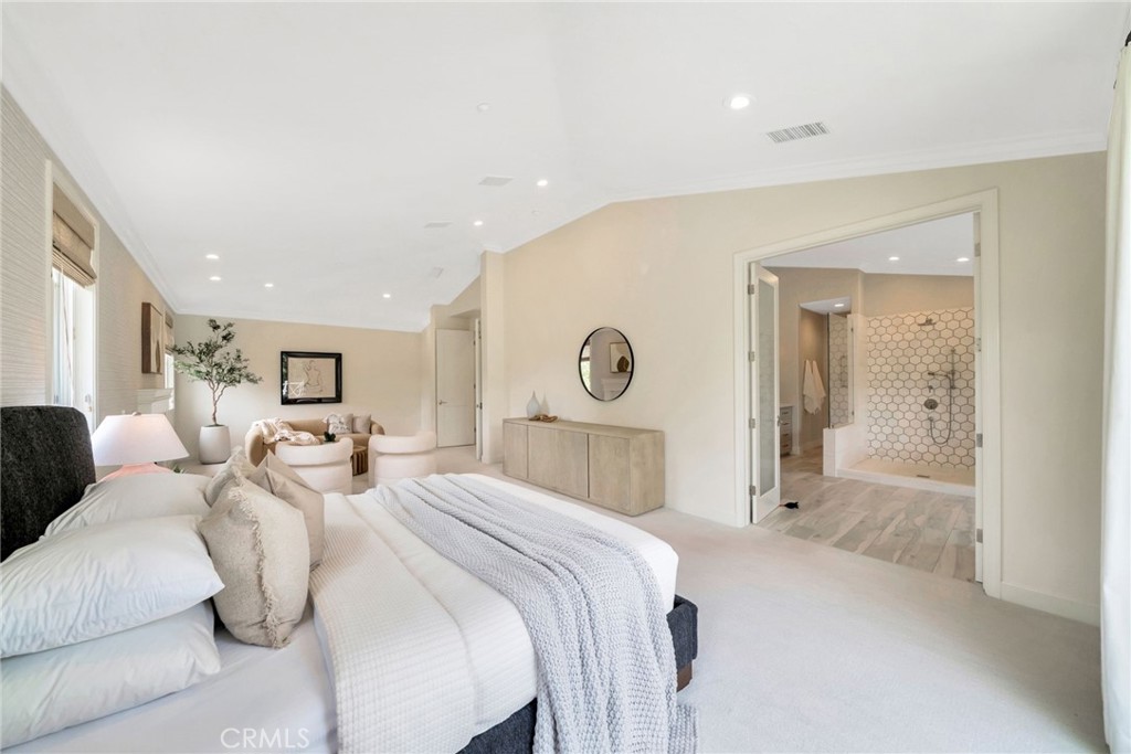 MLS #OC25133780 image #48