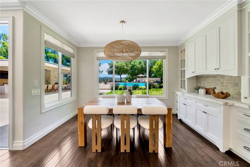 MLS #OC25133780 image #9