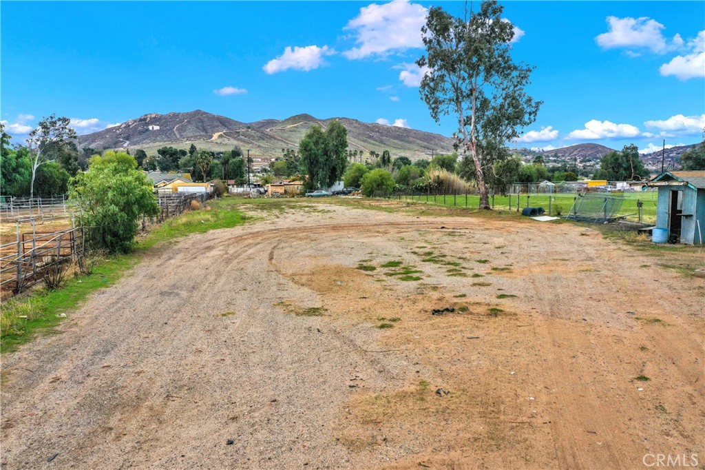 MLS #OC25133796 image #3