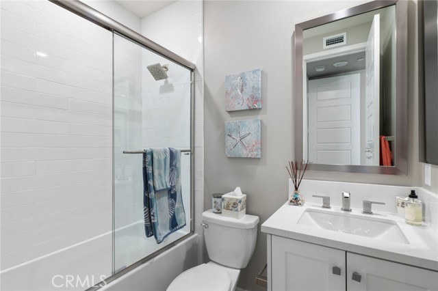 MLS #OC25133981 image #19