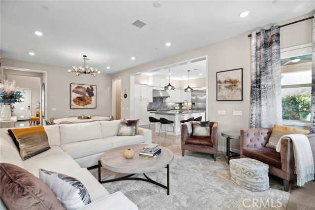 MLS #OC25133981 image #4