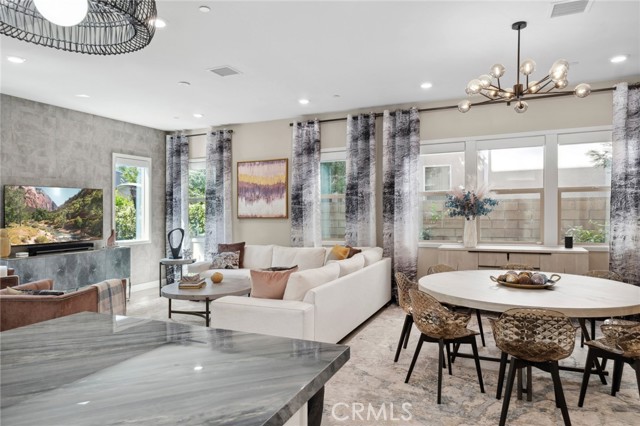 MLS #OC25133981 image #8