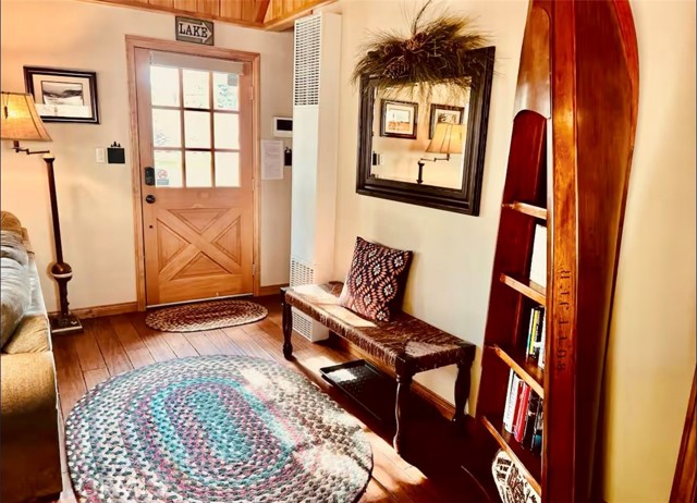 MLS #OC25134059 image #1