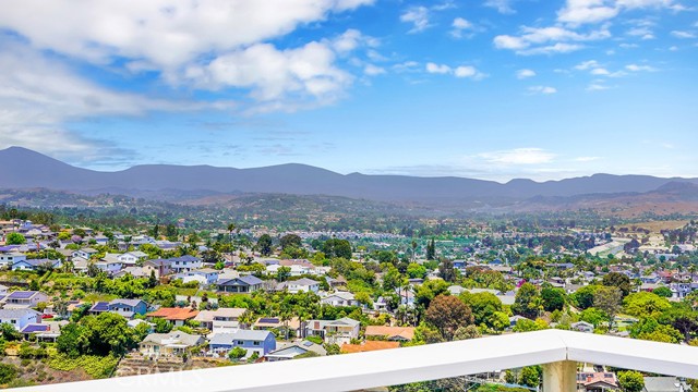 MLS #OC25134307 image #5