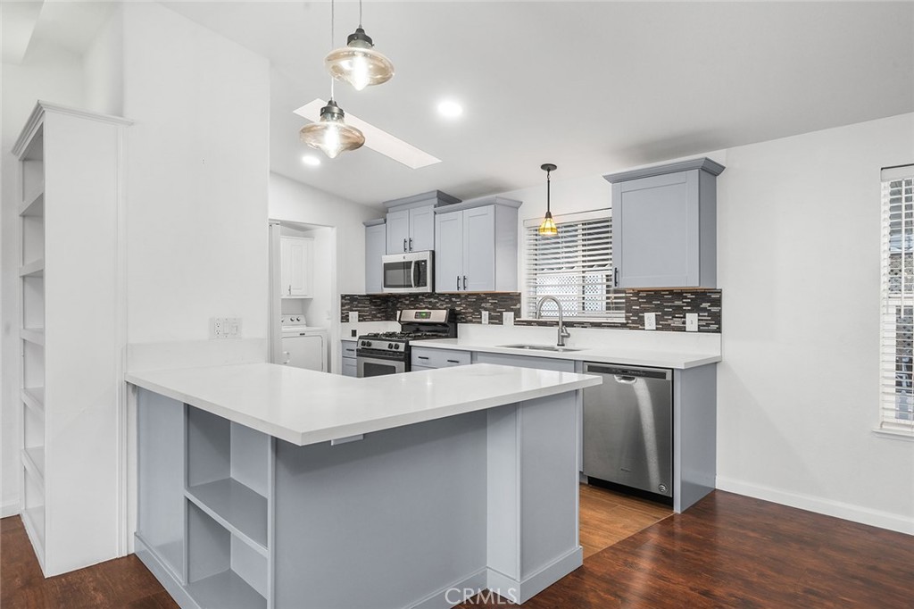 MLS #OC25134390 image #14