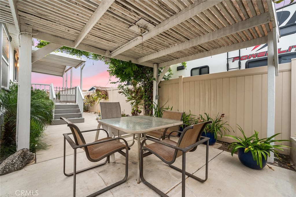 MLS #OC25134390 image #31