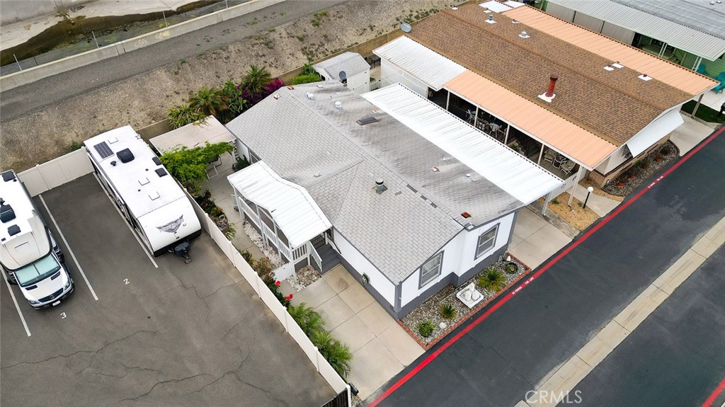 MLS #OC25134390 image #38