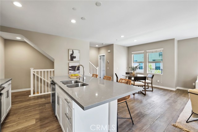 MLS #OC25134833 image #11