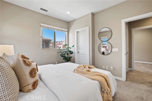 MLS #OC25134833 image #17