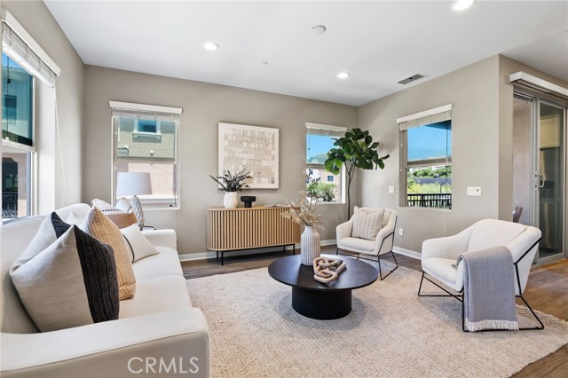 MLS #OC25134833 image #6