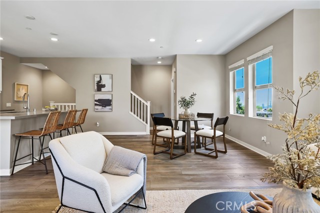 MLS #OC25134833 image #8