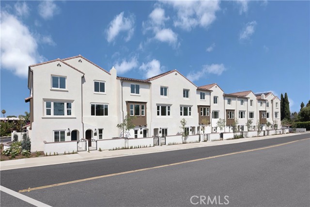 MLS #OC25134901 image #0