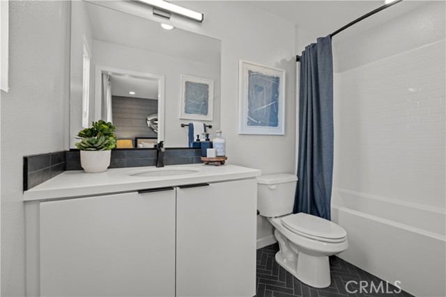 MLS #OC25134901 image #10