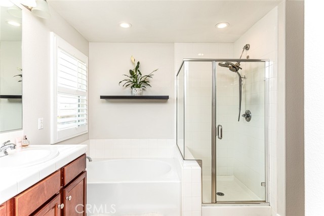 MLS #OC25135935 image #36