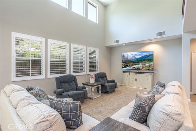 MLS #OC25135935 image #9