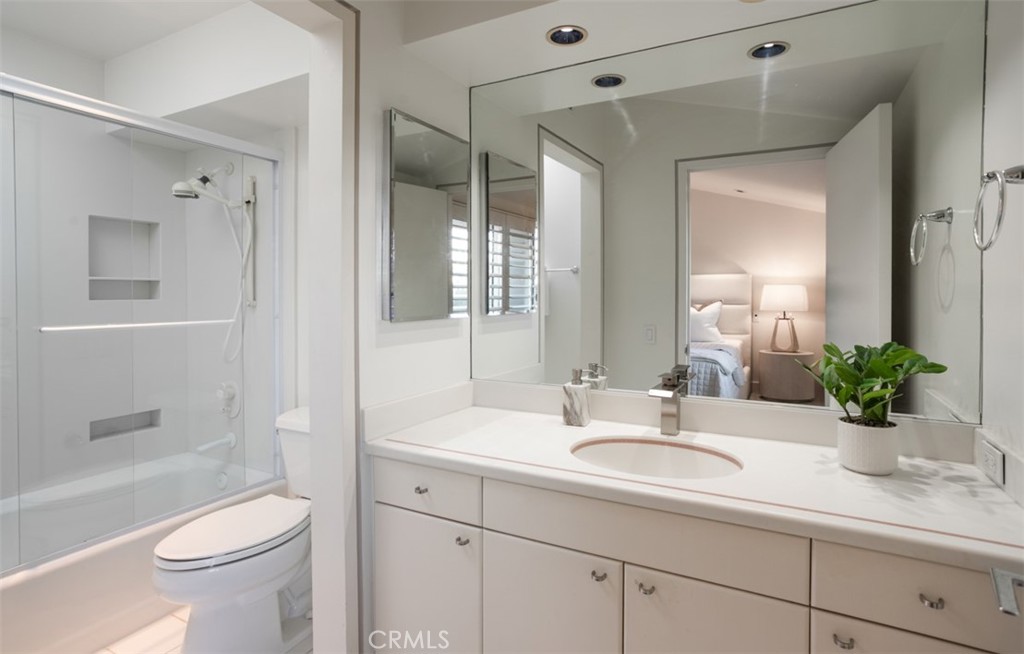 MLS #OC25135996 image #55