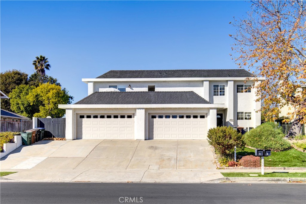 MLS #OC25136340 image #2