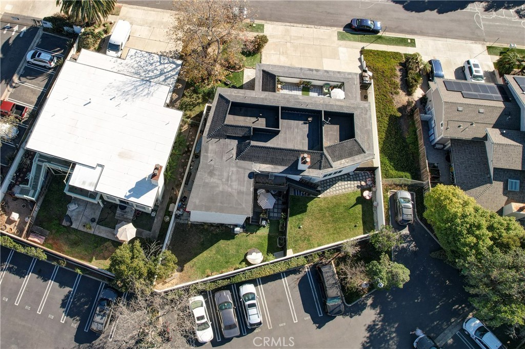 MLS #OC25136340 image #28