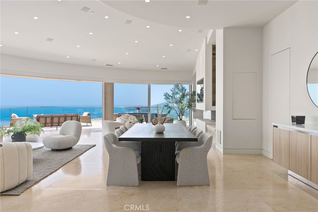 MLS #OC25136591 image #14