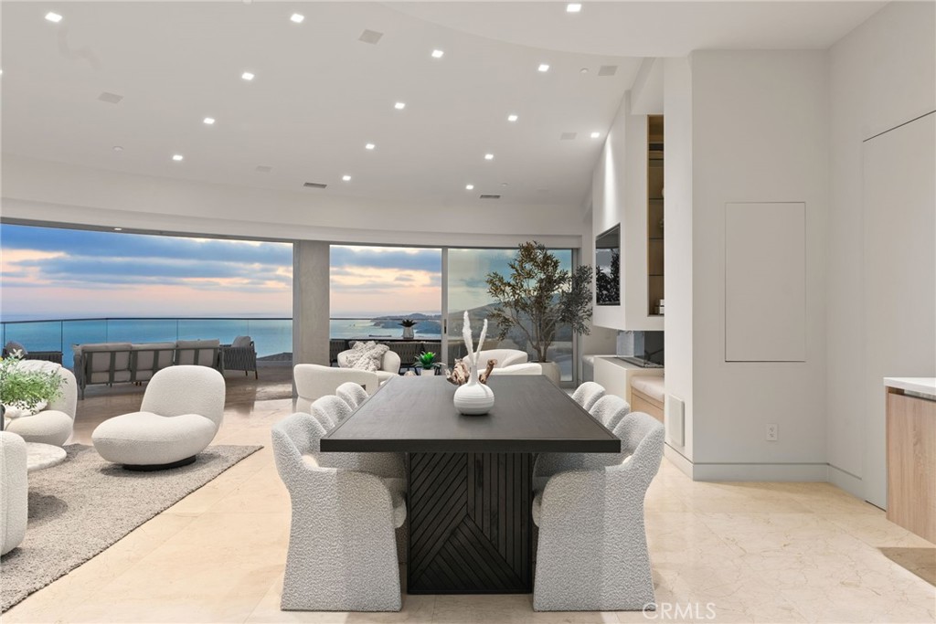 MLS #OC25136591 image #16