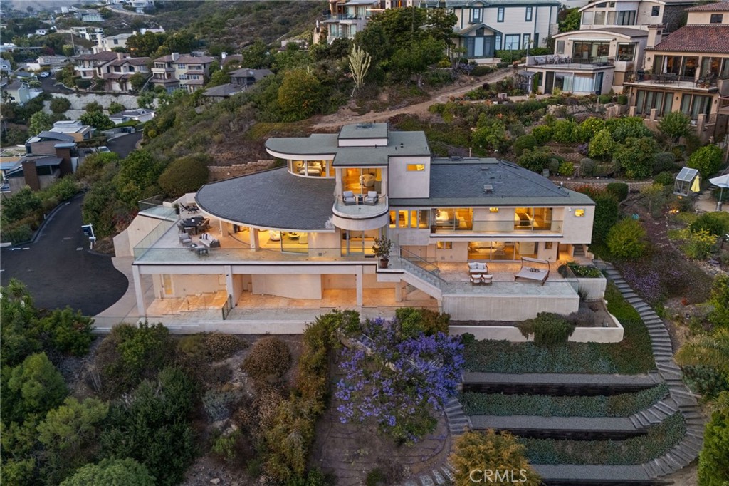 MLS #OC25136591 image #4