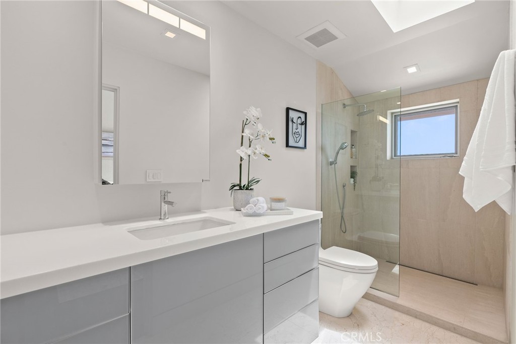 MLS #OC25136591 image #61