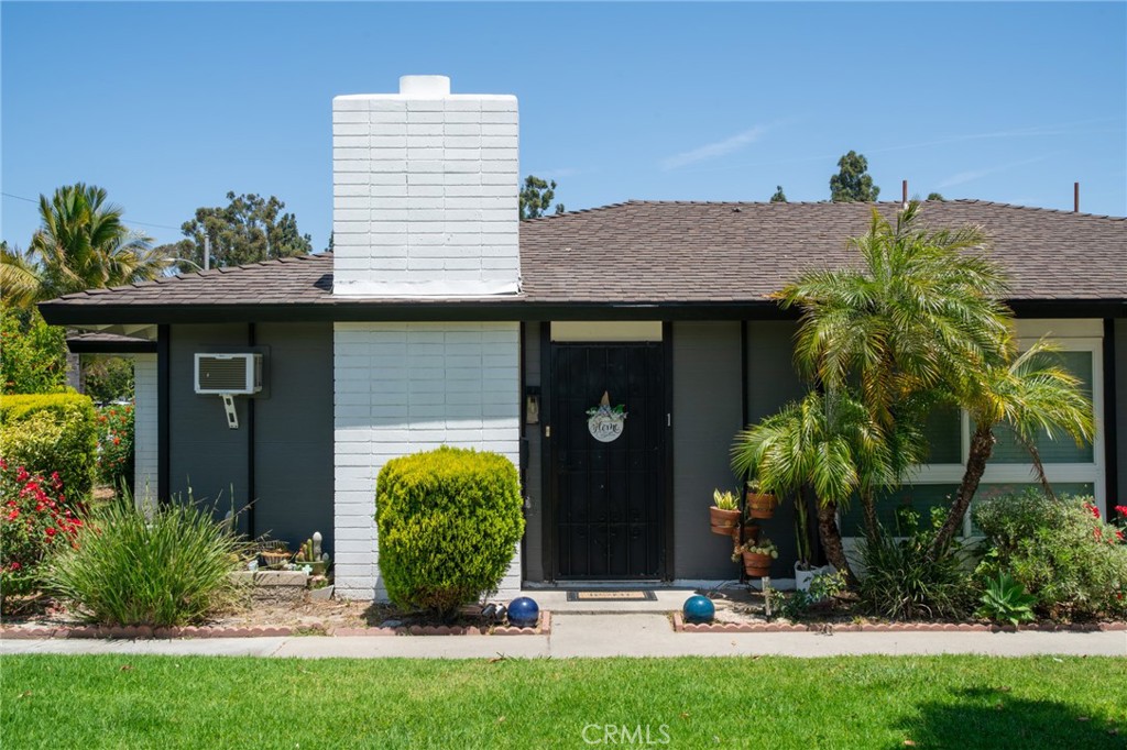 MLS #OC25136748 image #2