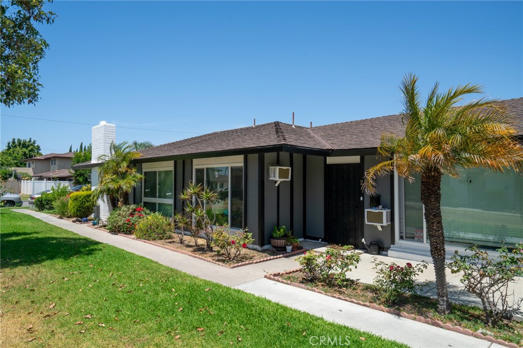 MLS #OC25136748 image #4