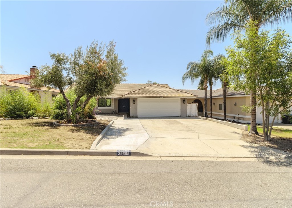 MLS #OC25137001 image #1