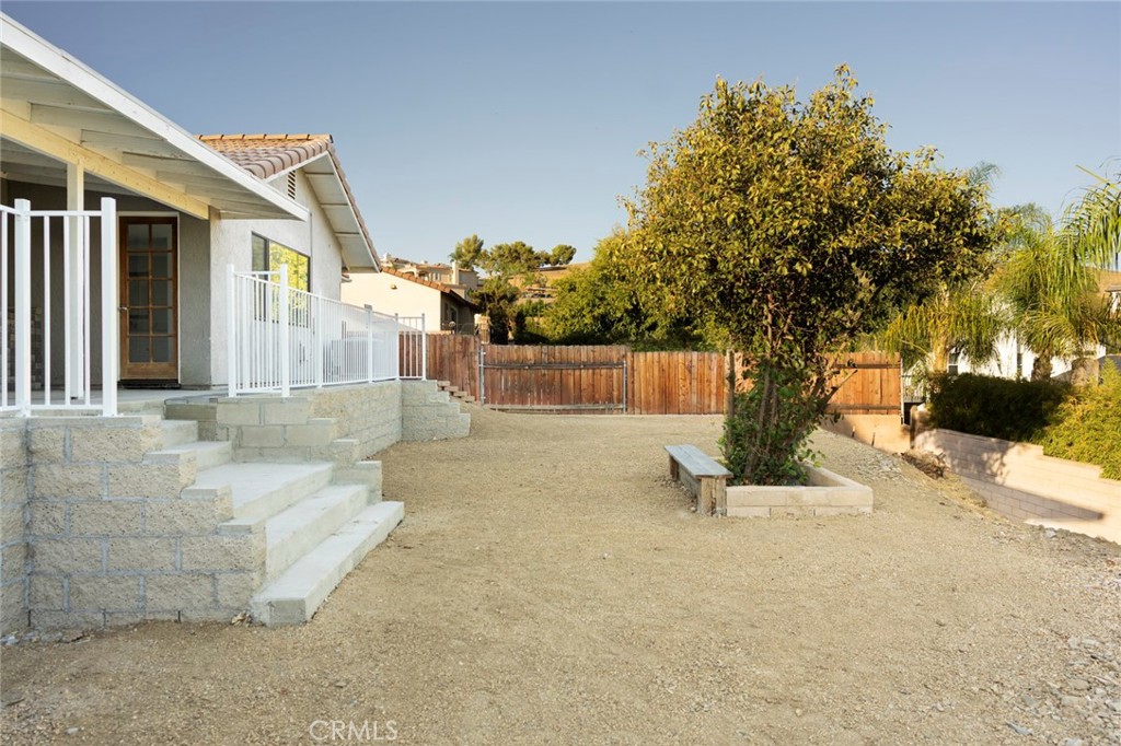 MLS #OC25137001 image #16