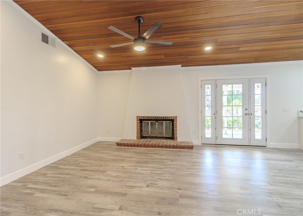 MLS #OC25137001 image #4