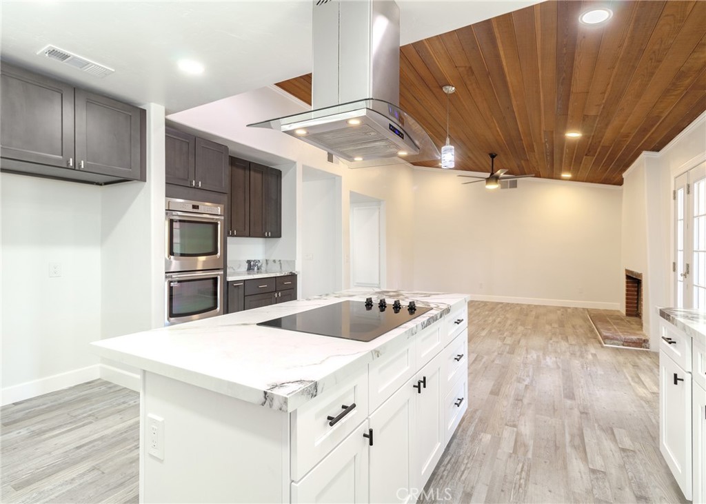 MLS #OC25137001 image #6