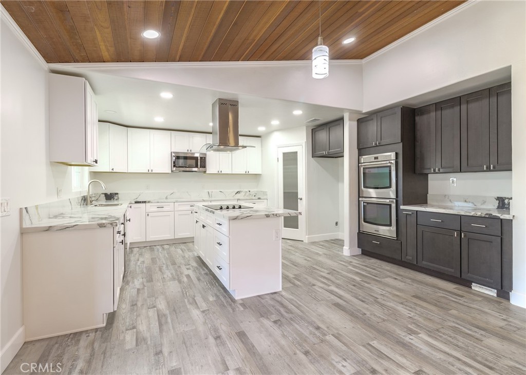 MLS #OC25137001 image #7