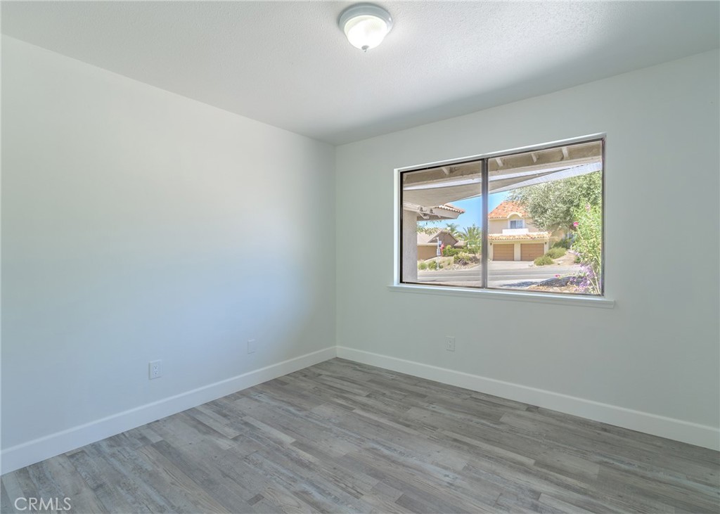 MLS #OC25137001 image #8