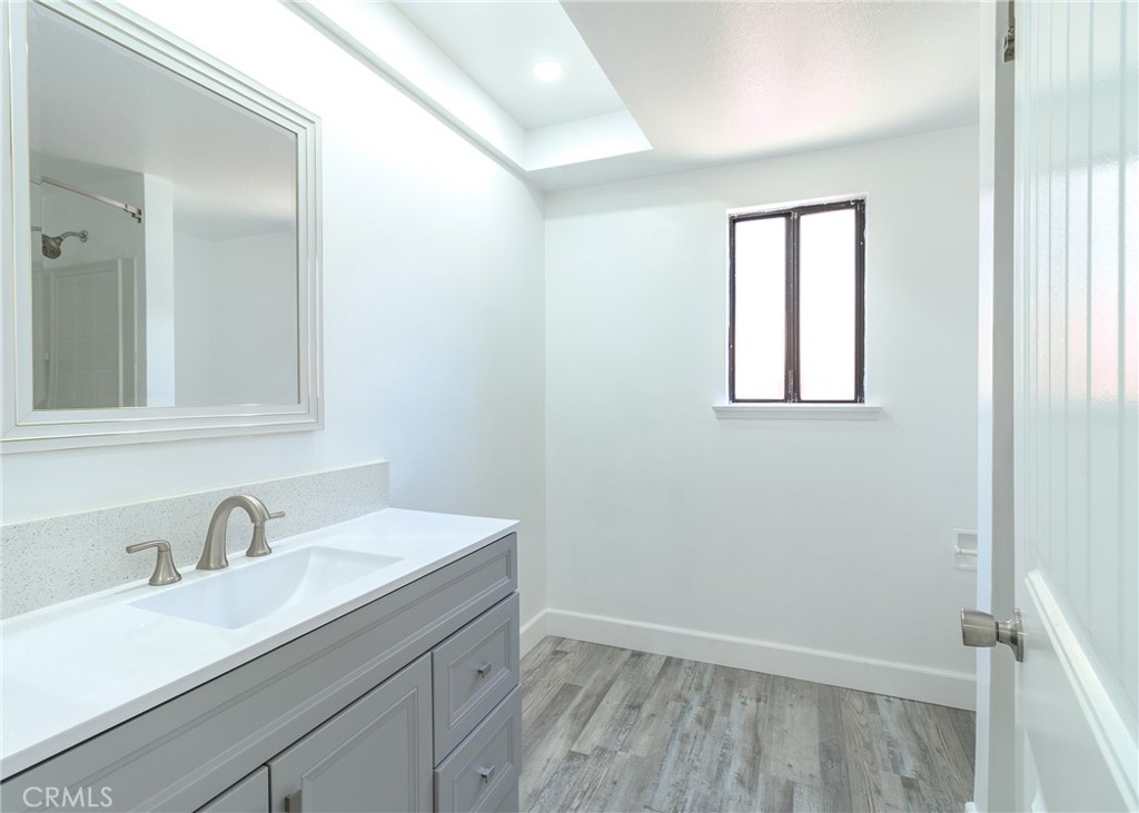 MLS #OC25137001 image #9