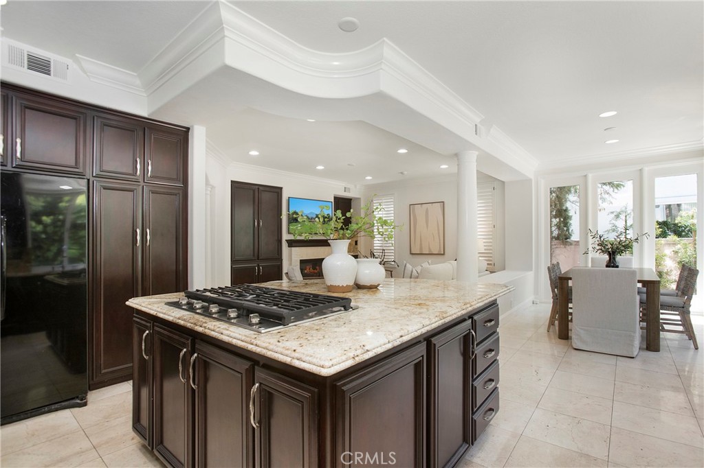 MLS #OC25137021 image #12