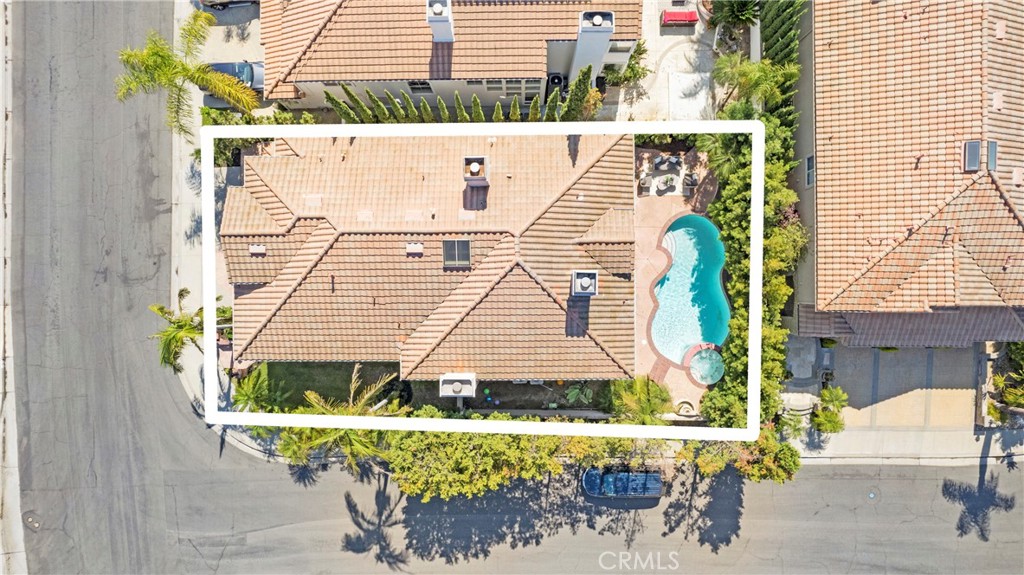 MLS #OC25137021 image #35