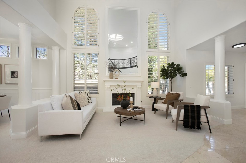 MLS #OC25137021 image #4