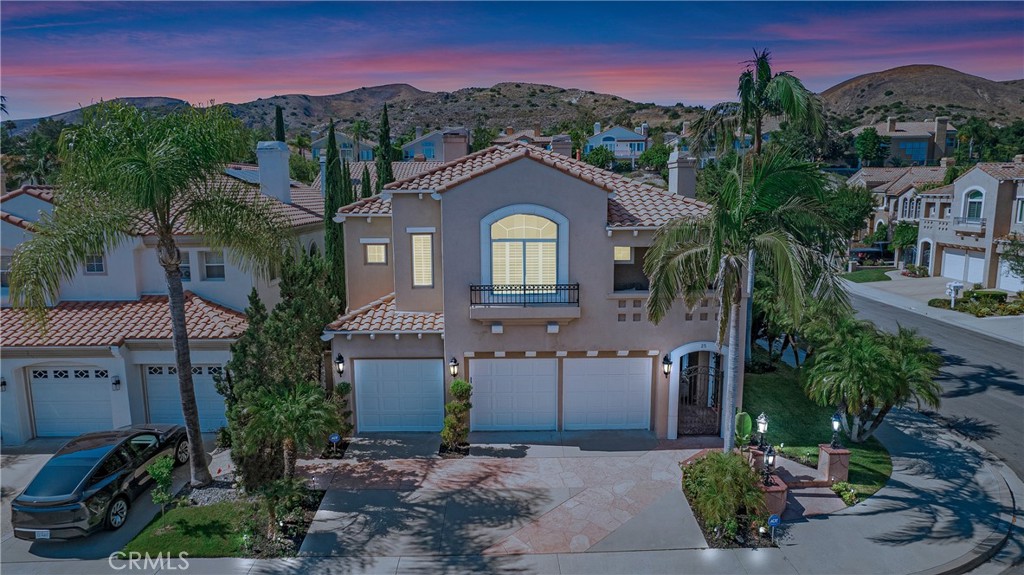 MLS #OC25137021 image #40