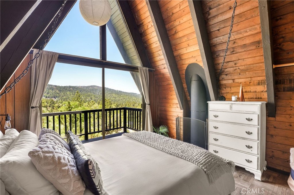 MLS #OC25137047 image #15