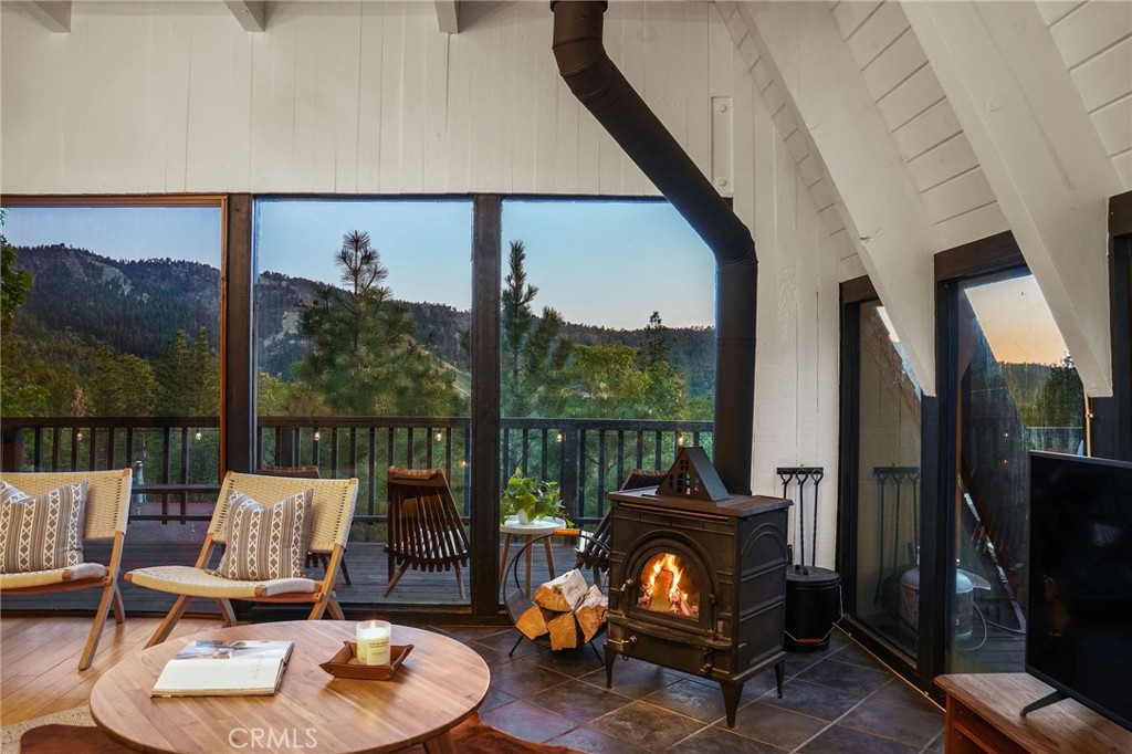 MLS #OC25137047 image #21