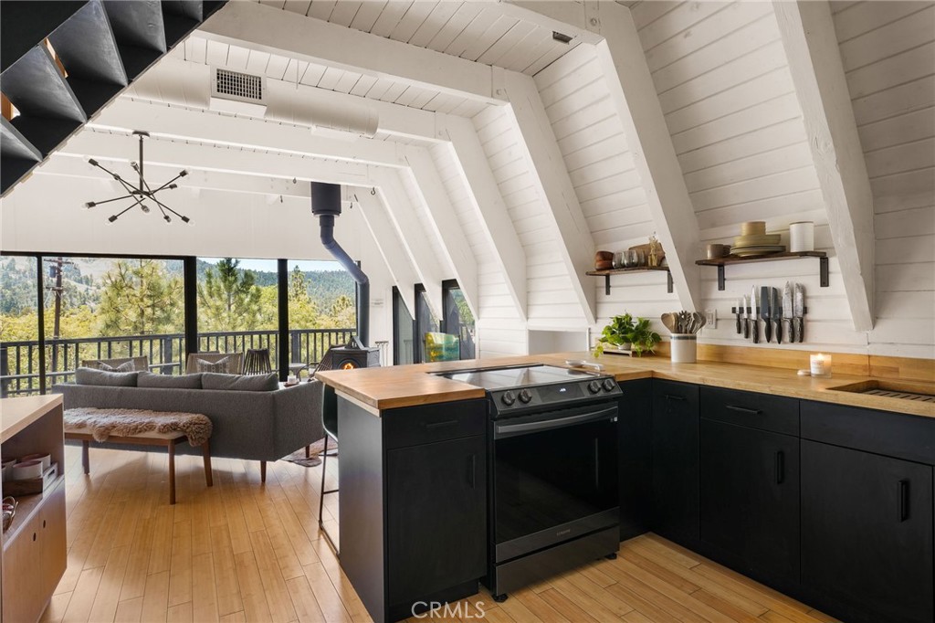 MLS #OC25137047 image #4