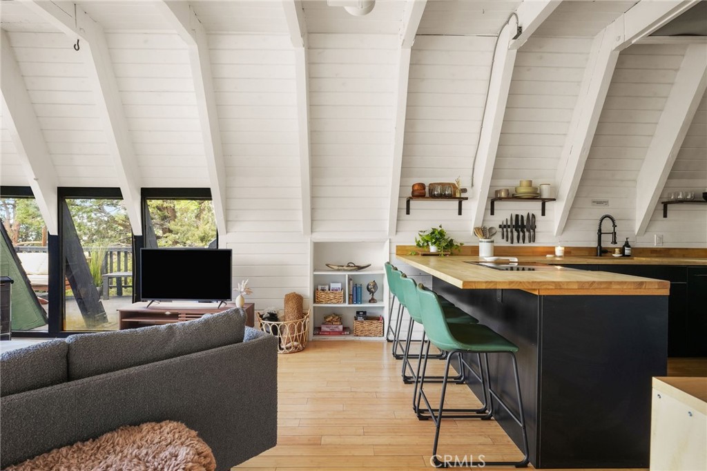 MLS #OC25137047 image #5