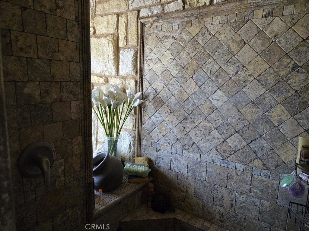 MLS #OC25137578 image #7