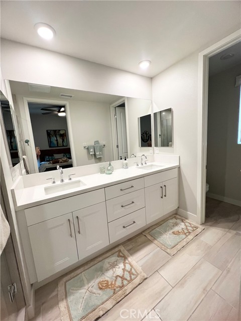 MLS #OC25138018 image #12