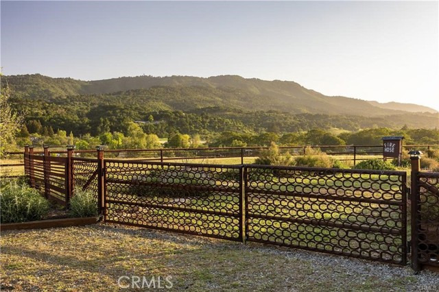 MLS #OC25138052 image #45