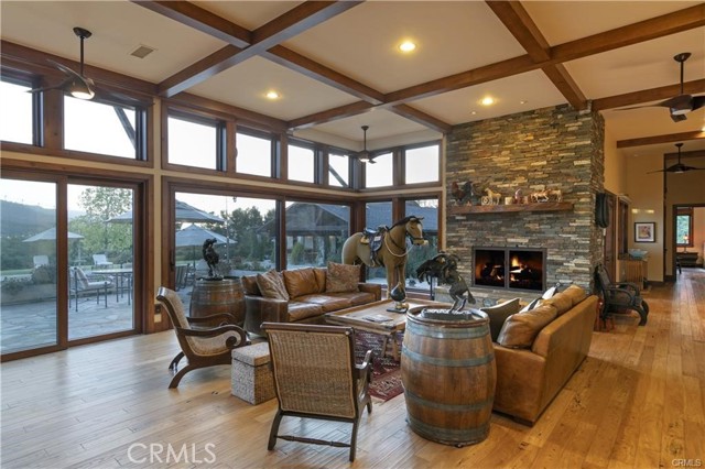 MLS #OC25138052 image #9